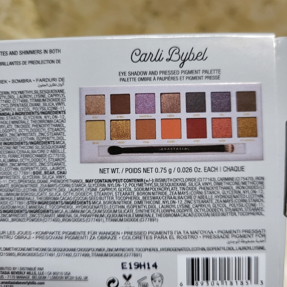 ABH Carli Bybel Eyeshadow Palette - Picture 4 of 10